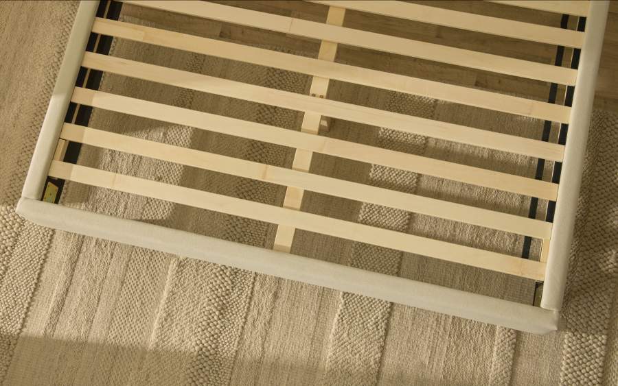 Slats That Stay in Place 