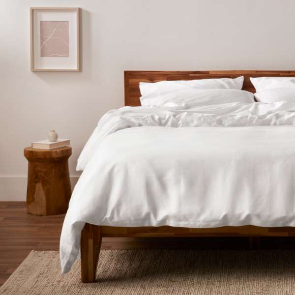 The Best Bed Sheets in Canada Silk & Snow Canada